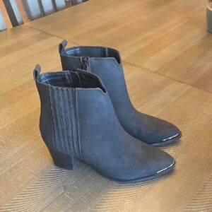 Women's Black Ankle Boots Size 9